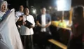 Jelang Muktamar ke 35 NU, Satpol PP Jombang Bagikan 500 Kerudung kepada Pedagang Angkringan   