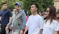 Gibran Rakabuming Raka Sapa Warga Jakarta di Car Free Day Hingga Nyanyi Bareng di Sarinah