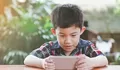 Kapan Anak Siap Pakai Smartphone? Ini Saran Ahli dan Penelitian Terbaru