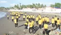 Polres Bulukumba 'Grebek' Sampah di Pantai Merpati: Wujud Nyata Aksi Peduli Lingkungan