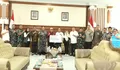 Kapolresta Barelang Dampingi Wali Kota Batam Serahkan Bantuan Kemanusiaan untuk Korban Bencana Alam di Aceh