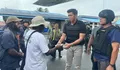Masyarakat Korowai Gotong Royong Kumpulkan Uang Agar Pesawat Bisa Beroperasi