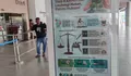 Cegah Karhutla Sejak Dini, Polsek Bandara Hang Nadim Hadirkan Video Tron Himbauan di Terminal Bandara