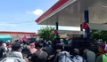 BBM Pontianak Diserbu Warga Akibat Panic Buying, Salah Komunikasi Jadi Pemicu?