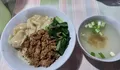 Pecinta Mie Ayam Merapat! Ada Mie Ayam Jamur Enak di Semarang Barat, Gak Pelit Toping, Pantas Terkenal Legend