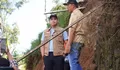 Bupati Kendal Pastikan Rumah Rusak Akibat Longsor di Blumah Plantungan Diperbaiki