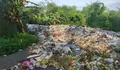 Sampah Sub TPA Desa Surjo Batang Meluber Sampai Tutupi Jalan, Diduga Ada Unsur Kesengajaan