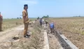 Libatkan Petani untuk Perbaiki Jaringan Irigasi di Desa Kaliayu Cepiring
