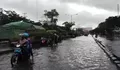 Kaligawe Semarang Banjir Tinggi, Pengendara Motor Diminta Lewat Jalan Lain