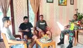 Babinsa Desa Kiama Barat Lakukan Komsos dengan Pemuda Pemudi, Bahas Larangan Minuman Keras di Tempat Umum