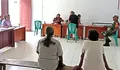 Babinsa Koramil 1312-06/Nanusa, Serka Alex Kelyombar Melaksanakan KOMSOS Dengan Warga Binaan Desa Dampulis