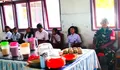 Peduli dengan Pendidikan, Babinsa Koramil 04/Rainis Sertu Slamet Padu komsos dengan para Guru dan anak siswa SDN Ammat