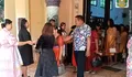 Lewat Pembinaan Mental Rohani, Sertu Markus Ratunguri Jaga Kerukunan dan Kedekatan dengan Warga Ambela