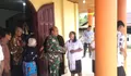 Babinsa Koramil 04/rainis ikut Ibadah Minggu di Gereja Jemaat Zaitun Perangen