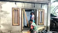 Babinsa Koramil 03/Beo bantu masyarakat Desa Tarohan