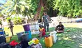 Babinsa Kakorotan Kopda Novriadi Jalim Keakraban Dengan Warga Mwlalui Komsos Menjelang Aktibitas Berkebun Di Pulauan Mangapung