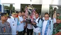 Wakil Gubernur Sulut, Victor Mailangkay Jemput Langsung Para Jawara Pesparawi Nasional XIV, Piala Presiden Tiba di Manado