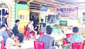 Pererat Kemanunggalan TNI-Rakyat, Babinsa Melonguane Gelar Nobar Sepak Bola di Desa Kiama 
