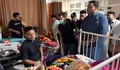 Beri Dukungan Moril, Wali Kota Kotamobagu Weny Gaib dan Ketua Tidar Sulut Jenguk Korban Drag Race di RSUP Kandou