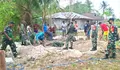 Koramil 01/Kabaruan Bersama POSAD PAM PUTER dan Masyarakat Laksanakan Penggalian Lubang Pondasi Tower