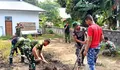 Satgas TMMD Ke-130 Kerjakan Penggalian Lubang Sirkulasi Air pada Sumur Bor Kantor Camat Lirung
