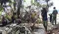 Dukung Kelancaran Pembangunan Sumur Bor, Satgas TMMD Angkut Material Batu di Desa Peret