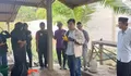 Edisi KKN 174 : Olah Limbah Jadi Berkah, Warga Sukamulya Sulap Kohe Menjadi Pupuk 