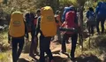 2.557 Pendaki Padati Bawakaraeng Jelang HUT RI, Basarnas Siagakan 211 Personel: Penyewaan Alat Camping Bro Outdoor Laris Manis