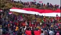 Merah Putih Membentang di Puncak Bawakaraeng, Ribuan Pendaki Rayakan HUT ke-81 RI dari Ketinggian