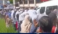 Ambulans Bawa Jenazah Putri Olivia Melintas, Tangis Siswa SMAN 13 Sinjai Pecah