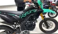 Penyegaran Warna Baru Kawasaki KLX 150 SM 2025, Cek Spesifikasi, Fitur, dan Harga Terbaru