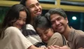 Review Film Tunggu Aku Sukses Nanti: Realitas Pahit Gen Z, dari Susah Cari Kerja hingga Tekanan Keluarga