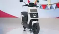 Ketika Perempuan Butuh Gaya dalam Berkendara, Motor Listrik Polytron Fox 200 Bisa Jadi Pilihan. Desain Ringkas, Aman, dan Ramah Lingkungan