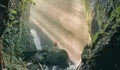Curug Walet Pamijahan Diapit Tiga Tebing Eksotis, Surga Tersembunyi di Kaki Gunung Salak