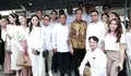 Antusias, Ratusan Warga Jateng Sambut Jokowi dan Prabowo Makan Bakso Bersama
