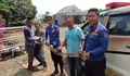 Resahkan  Warga, Ular Liar 3 Meter di Kalimulya Ditangkap Damkar Kota Depok 