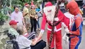 Sambut Hari Raya Natal 2025, Santa Claus Berbagi Hadiah hingga Bingkisan di Bellacasa Residence Depok