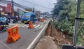 Tebing Setinggi 25 Meter Longsor, Jalan Raya Tajur Bogor Ditutup Sebagian, Arus Lalulintas Macet