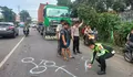 Seorang Pengedara Motor Tewas Usai Terlibat Kecelakaan dengan Truk Cileungsi