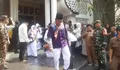 Ratusan Jemaah Haji Kloter 38 di Kabupaten Purwakarta Diberangkatkan