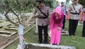 Jelang HUT Bhayangkara Ke-78, Polres Purwakarta Gelar Ziarah Makam Pahlawan
