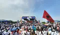 Puluhan Ribu Masyarakat Padati Kampanye Akbar Aep Maslani, Makin Pede Menangkan Pilkada Karawang 2024