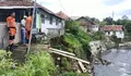 Bantaran Kali Sindangbarang Tergerus Longsor, Warga Situgede Kota Bogor Deg-degan Rumahnya Terancam Kena Longsor