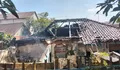 Korsleting Listrik, Rumah Kakak Beradik di Cikembar Sukabumi Kebakaran Hebat