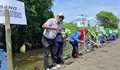 Dorong Konservasi Pesisir Berkelanjutan, Pemkab Situbondo Gandeng Unej Tanam Ratusan Mangrove di Pantai Tanjung Batu