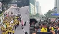 Bundaran HI diblokade jadi titik kumpul aksi, massa mahasiswa ngaku kecewa meski sempat bersurat ke polisi