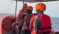Pencarian hari kedua 5 jurnalis yang hilang kontak di perairan Gunung Anak Krakatau, tim SAR perluas area penyisiran