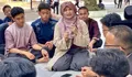 Jelang Pembukaan Santri Film Festival 2025, Ketua Komite Neno Warisman Tinjau Latihan di Pesantren Darunnajah