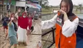 Tinggalkan Lokasi Bencana di Aceh Tamiang, Influencer Vilmei Terisak hingga Dikuatkan Warga: Jangan Nangis, Kami Bahagia