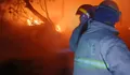 Lapak di Jurangmangu Timur Ludes Terbakar Dini Hari, Diduga Akibat Pembakaran Sampah